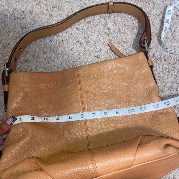 Coach F15064 Leather Duffle Pebbled Leather Bucket Bag Good Condition - Picture 4 of 7